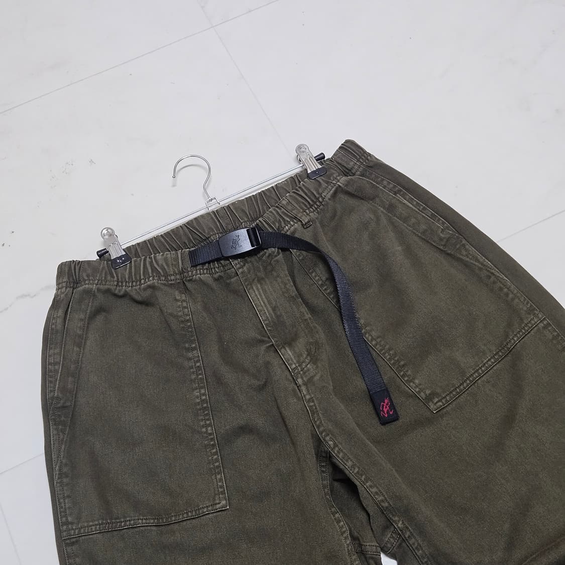 L 그라미치 루즈테이퍼드 팬츠 올리브 카키 상품이미지2