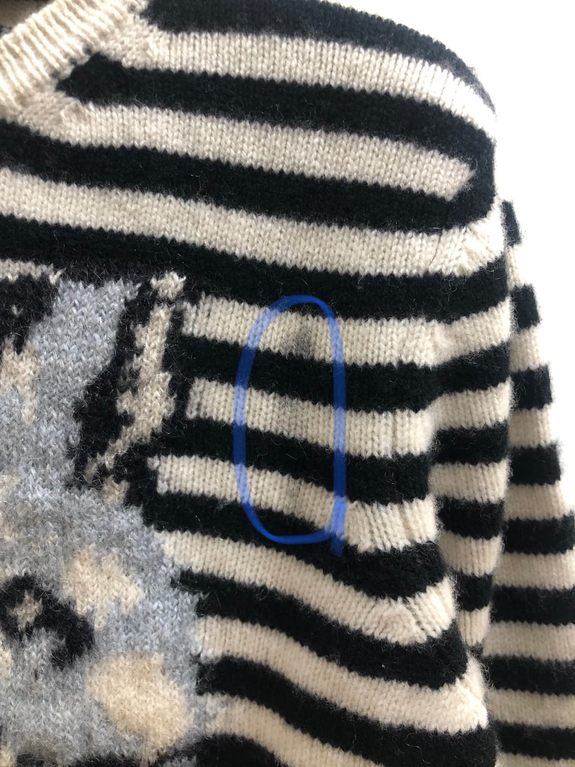 [여성L] 메종키츠네 폭스헤드 니트 상품이미지9