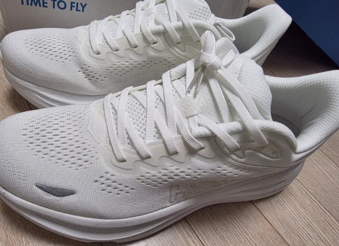 HOKA 스니커즈 화이트 상품이미지2