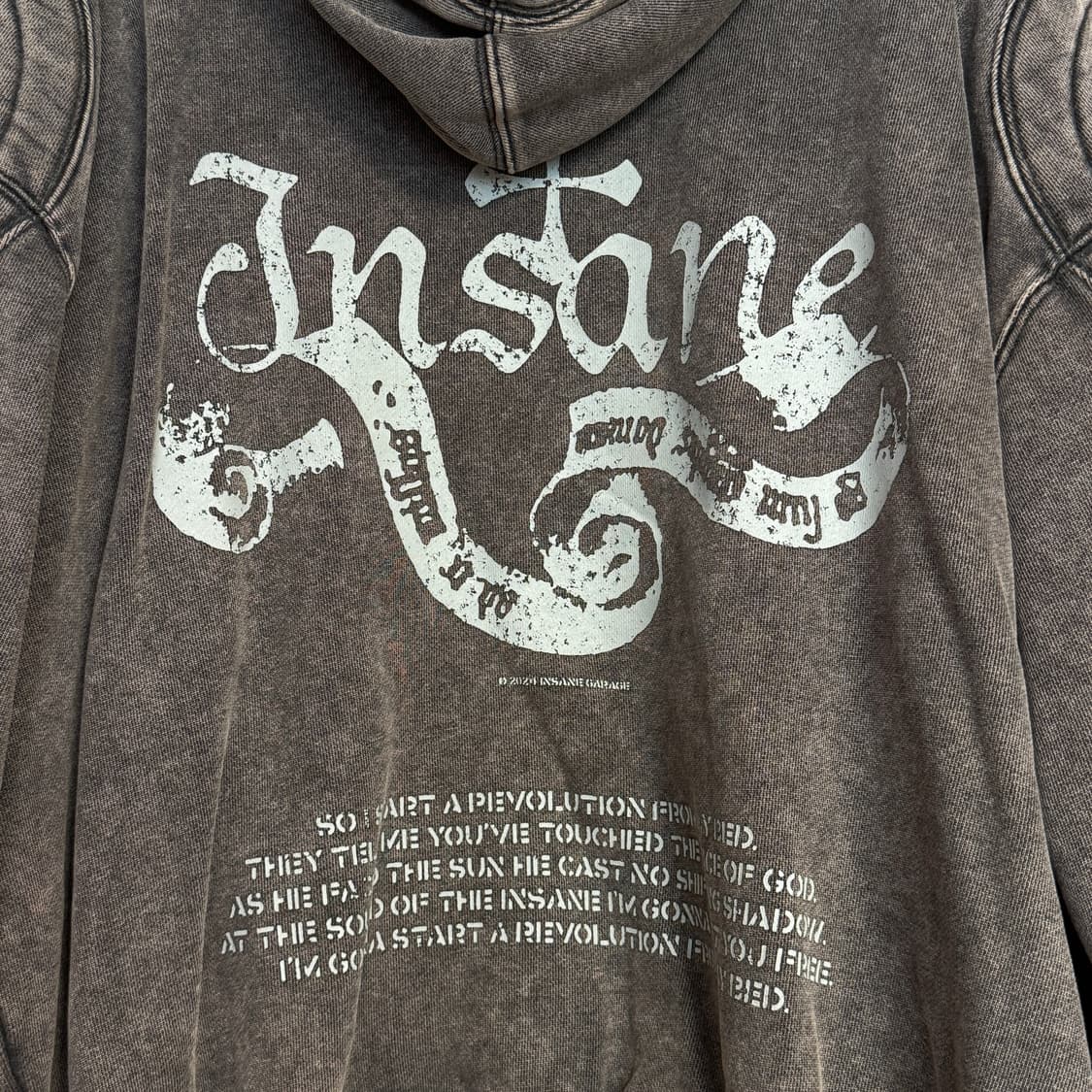 (초판)인세인개러지 엠브로이디드 패디드 후드집업 빈티지 블랙 상품이미지8