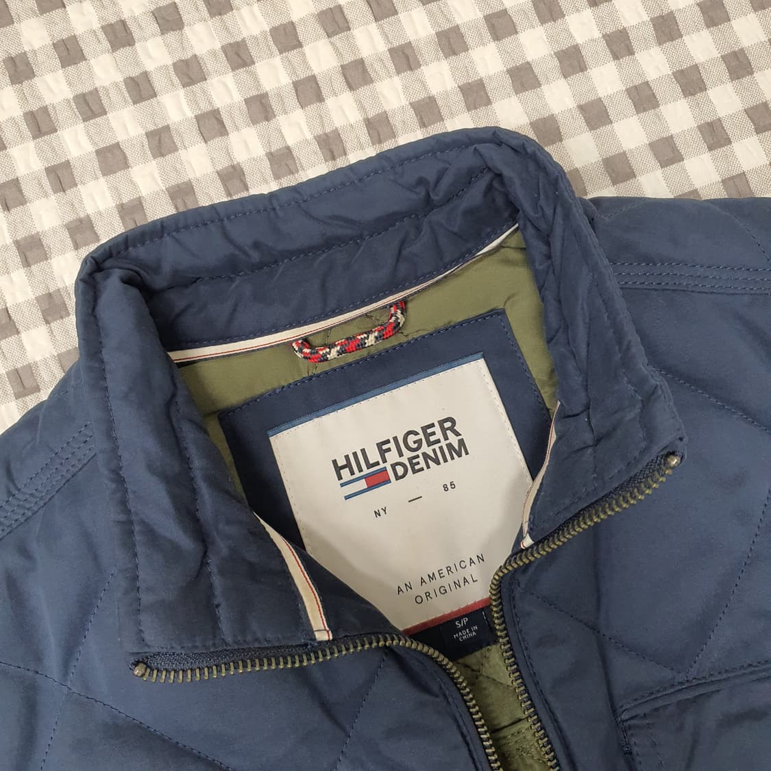 타미힐피거 퀼팅 경량패딩 자켓 남자95 상품이미지3