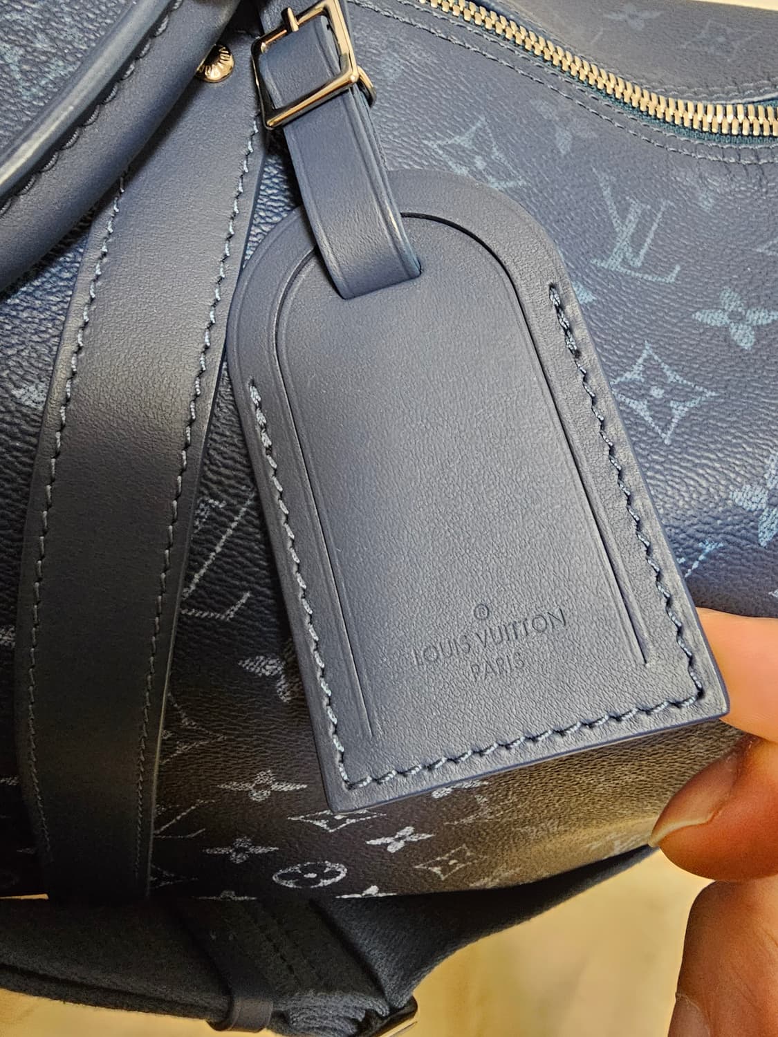 루이비통 퍼렐 한정판 그라데이션 키폴52 블루 (새상품) 상품이미지10