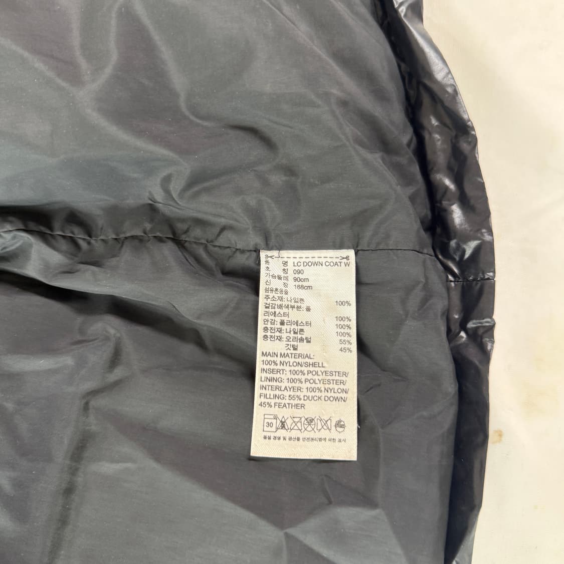 아디다스 구스다운 블랙 삼선 패딩 M 상품이미지7