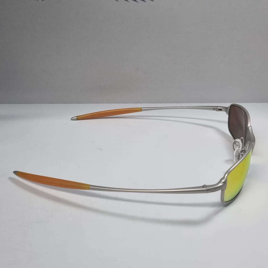 오클리 스퀘어와이어 2.0 스프링 실버 상품이미지4