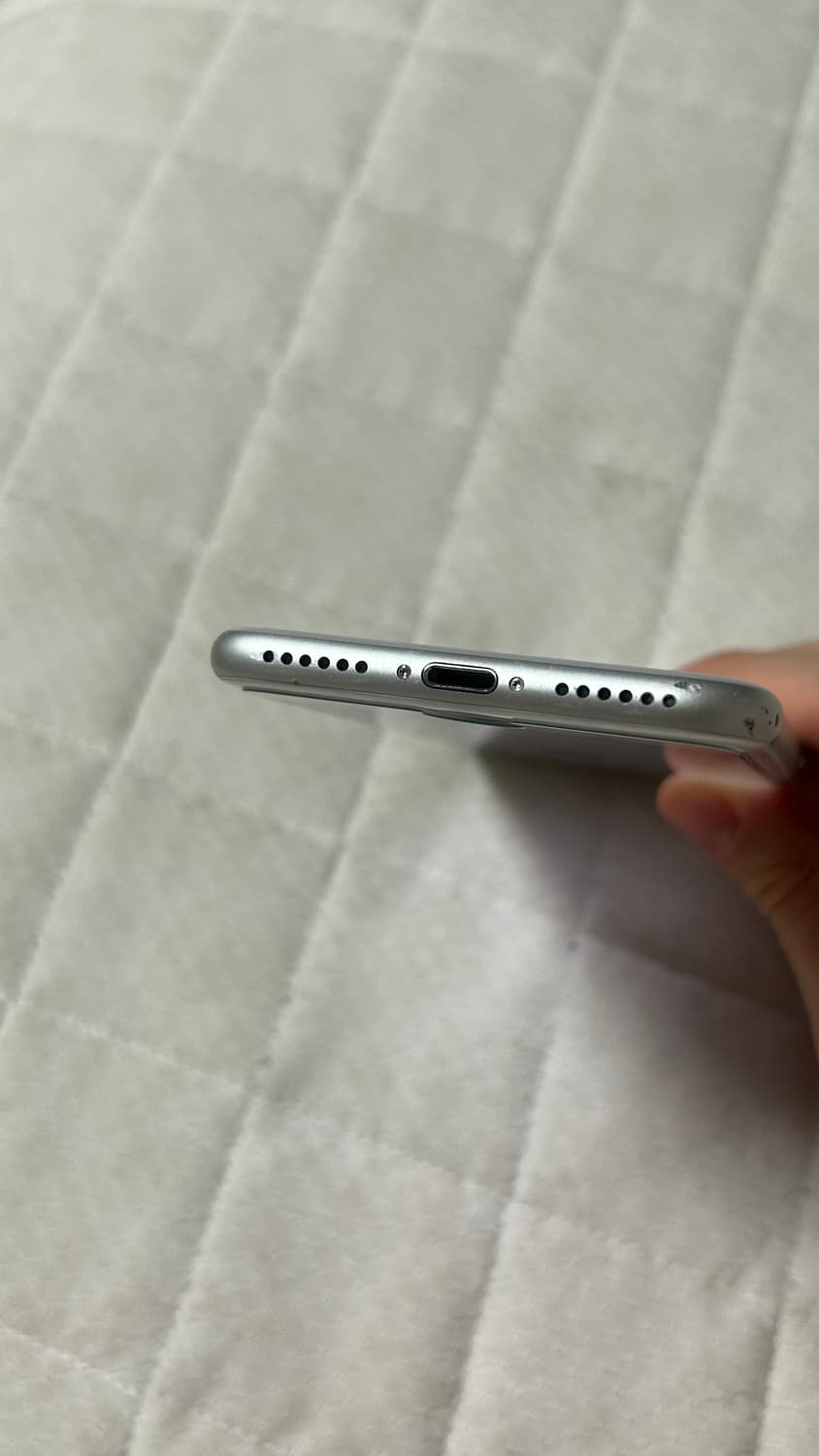 아이폰7 실버 128GB 상품이미지5