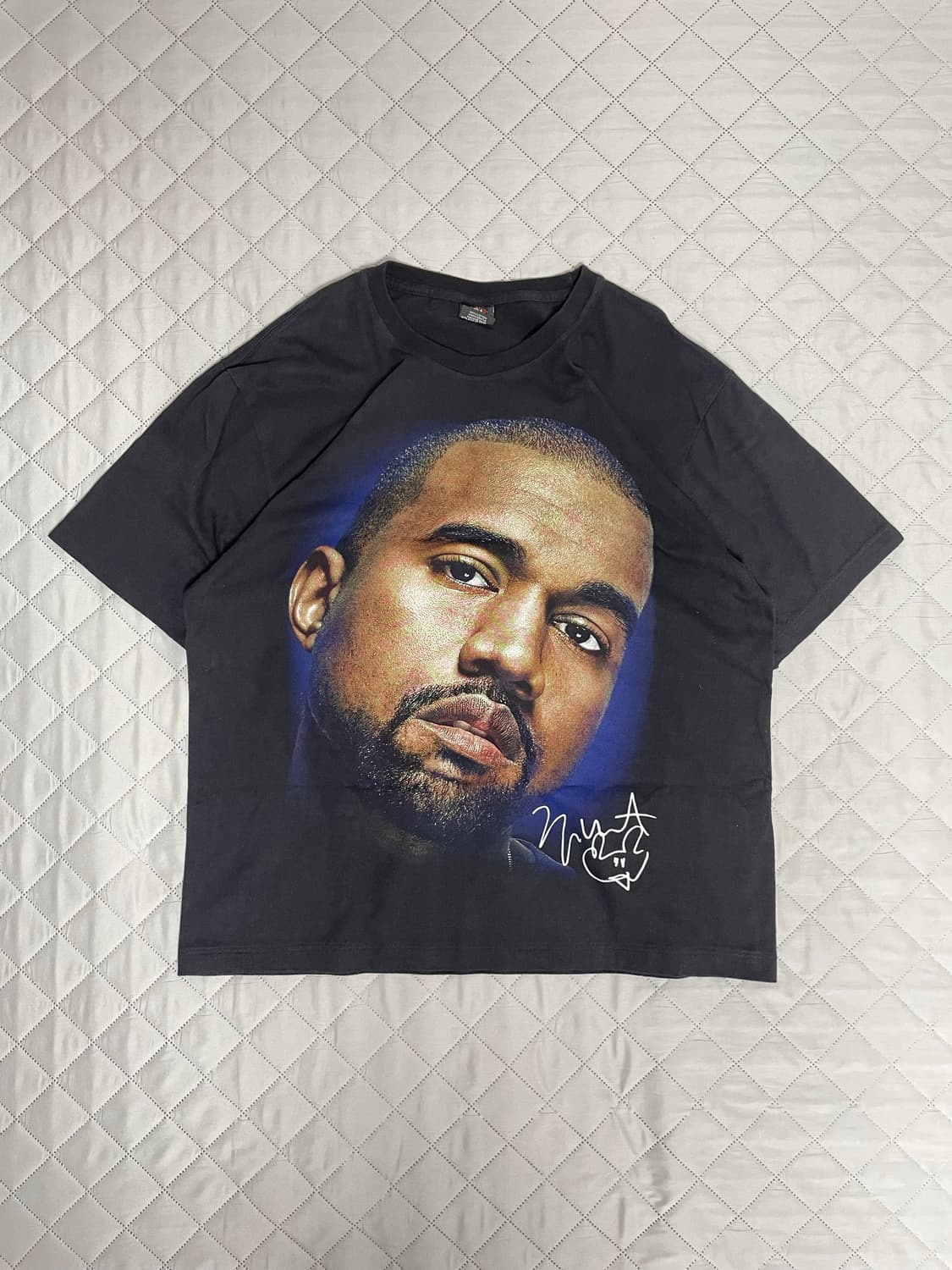 칸예웨스트 빈티지 반팔 티셔츠 상품이미지1