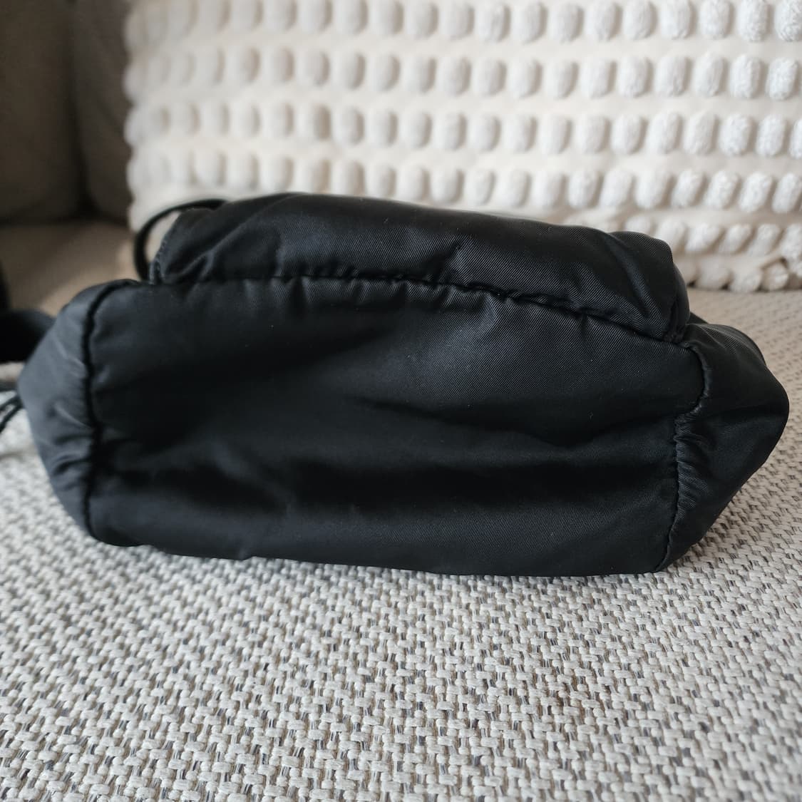 상태양호 프라다 포코노 나일론 원포켓 백팩 미니 상품이미지8