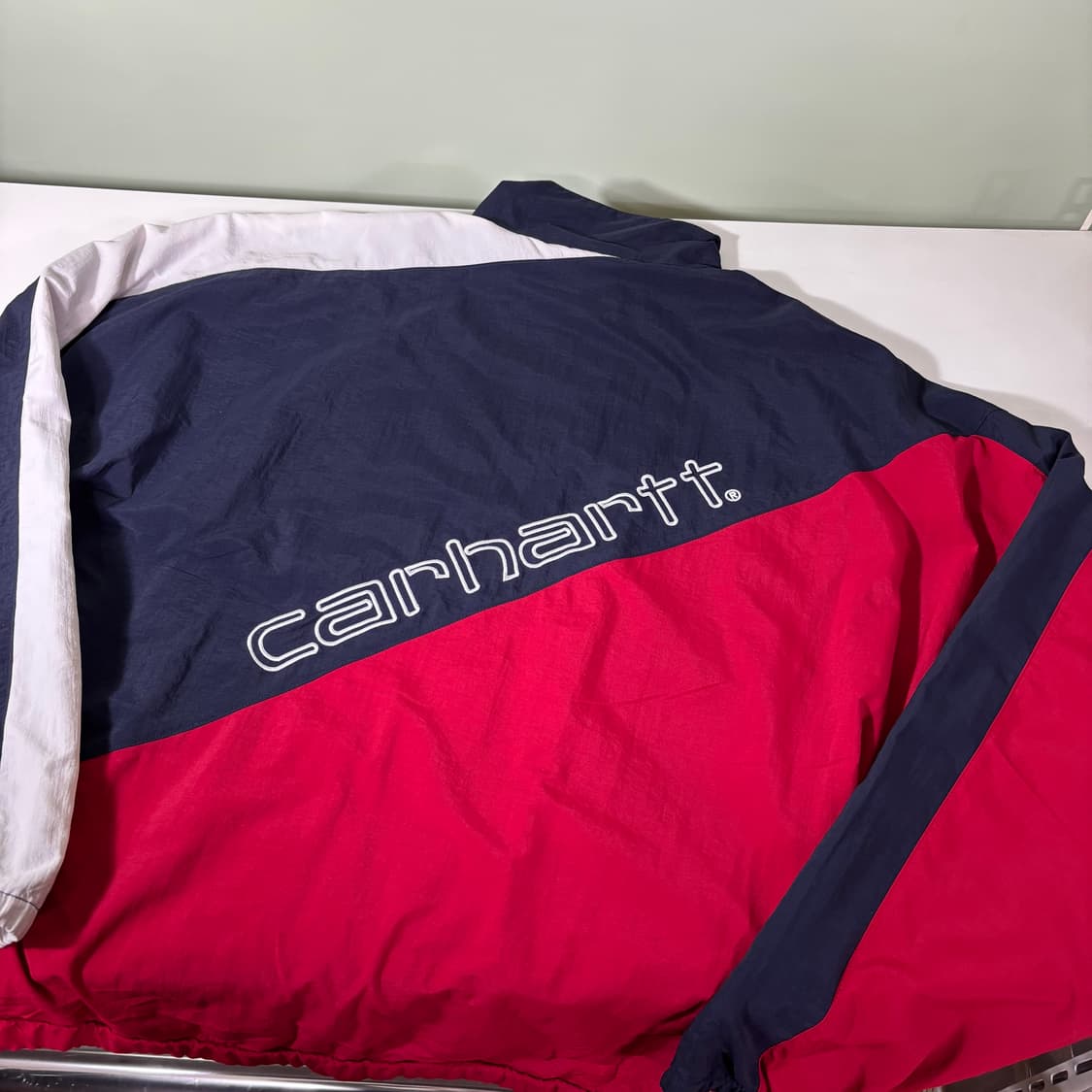 OS 칼하트WIP 오버핏 투톤 자수로고 필드 윈드브레이커 바막자켓 상품이미지3