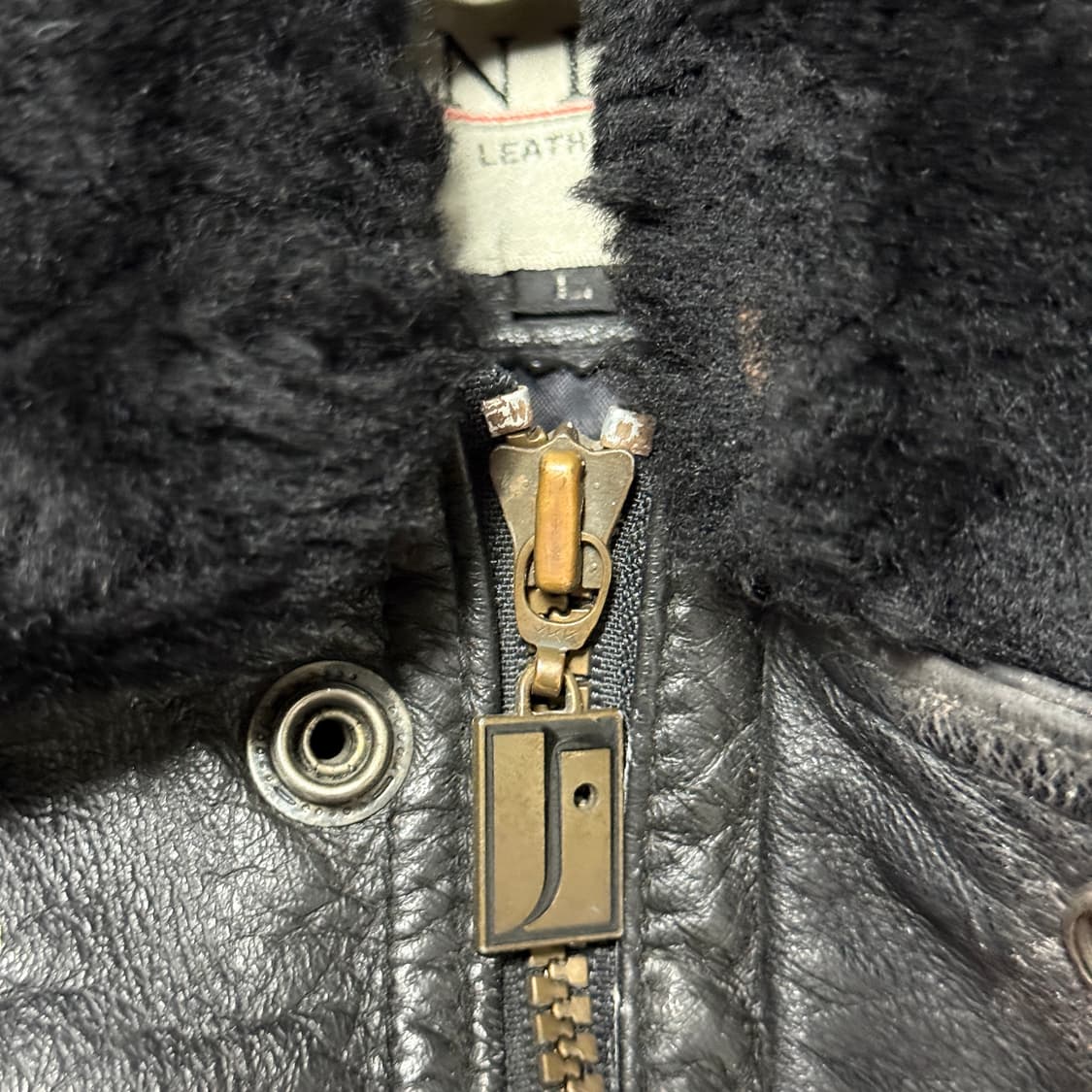 진도 모피 100% 카우하이드 소가죽 양털 카라 가죽 봄버 자켓 상품이미지7