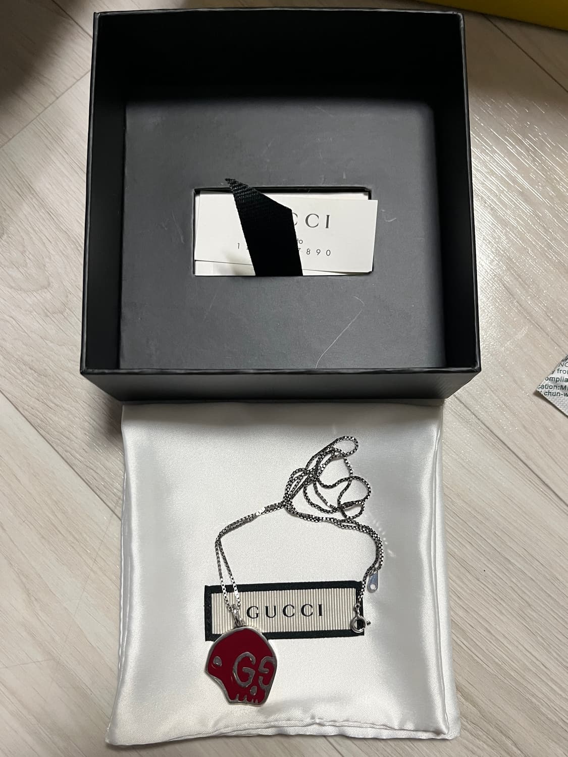 구찌 고스트 펜던트 참 상품이미지4