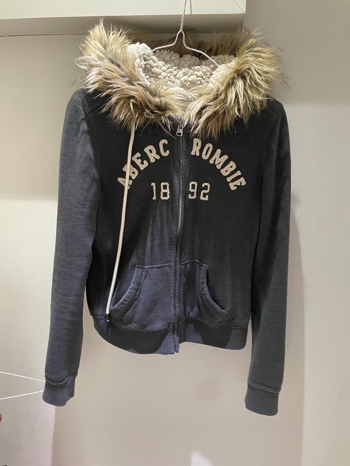 아베크롬비 대장급 퍼 후드집업 상품이미지1