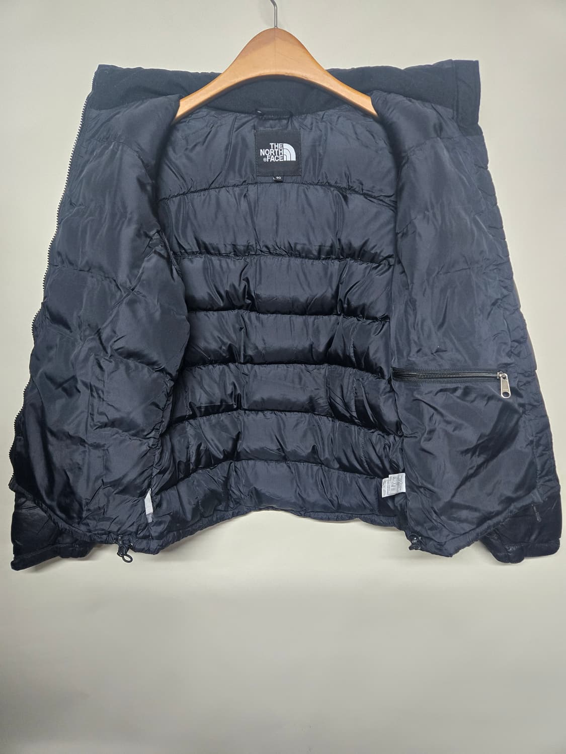 노스페이스 눕시700  여90 후드 탈부착 가능 상품이미지3