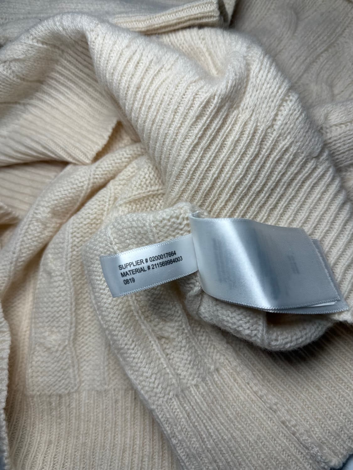 폴로 랄프로렌 브이넥 케이블 니트 아이보리 상품이미지5