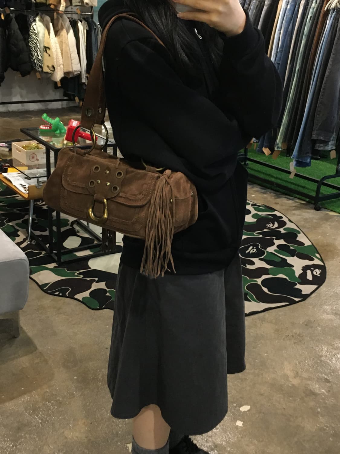 GUESS 빈티지 y2k 스웨이드 숄더백 상품이미지3