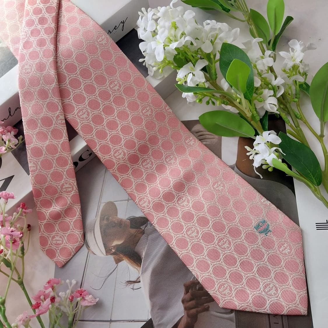 엠씨엠 실크 연핑크 패턴 넥타이 9.1cm A+등급 K2067 상품이미지2