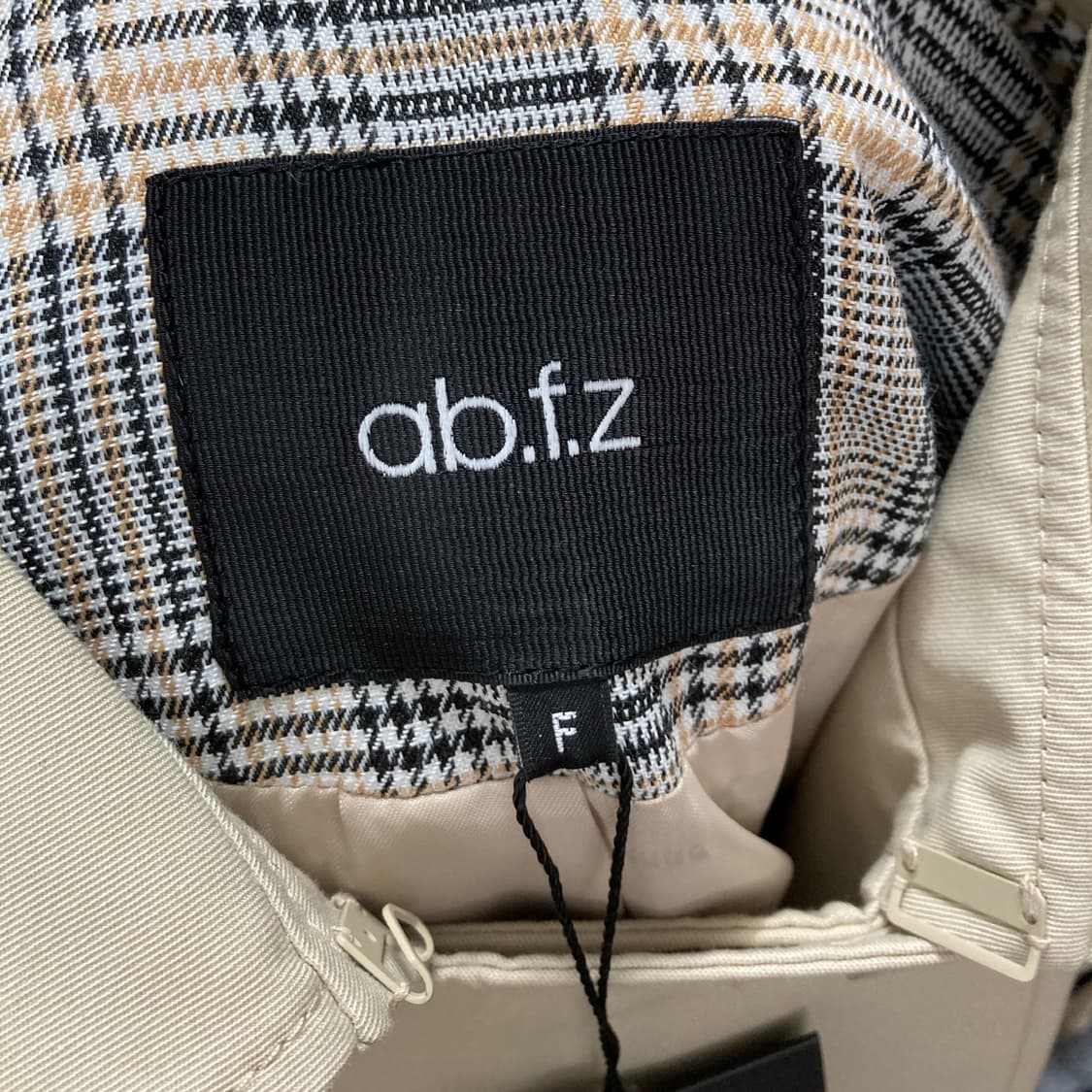 ab f z 택새상품 여성트렌치코트 free 상품이미지4