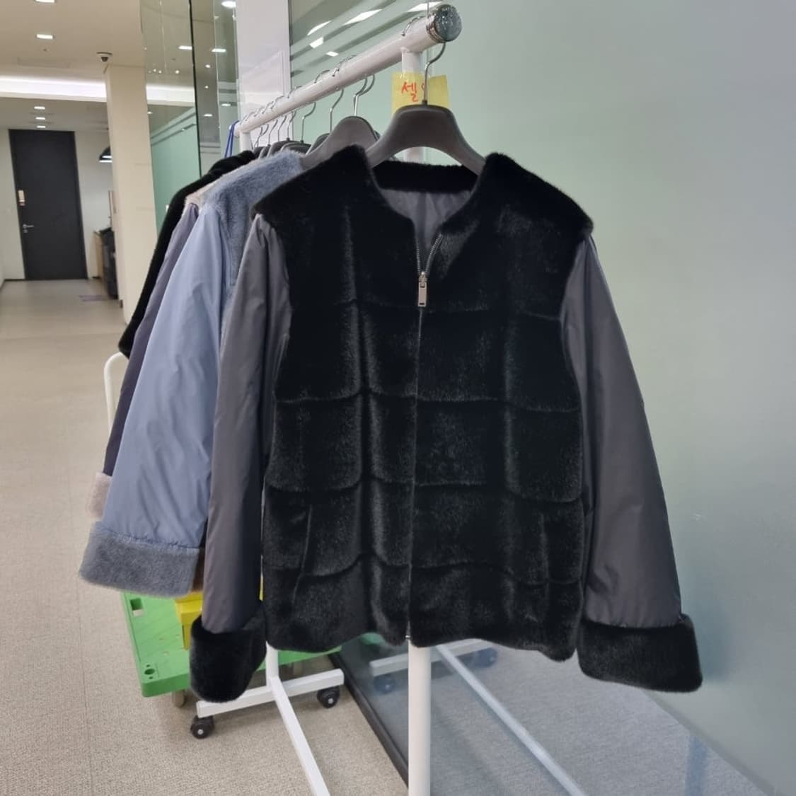 셀렙샵 에디션 FAUX 밍크 헝가리 구스 다운 양면 55 상품이미지1