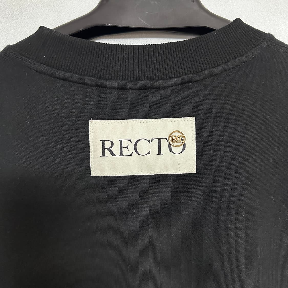 RECTO 렉토 패치 맨투맨 상품이미지3