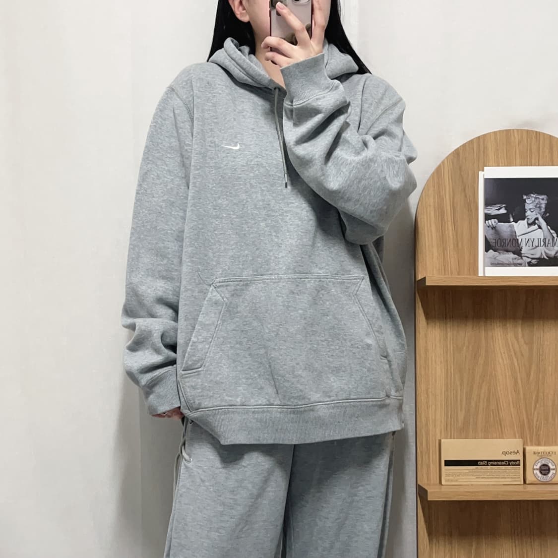 [정품] 나이키 그레이 화이트 스우시 기모 후드티 [ XL ] 상품이미지2