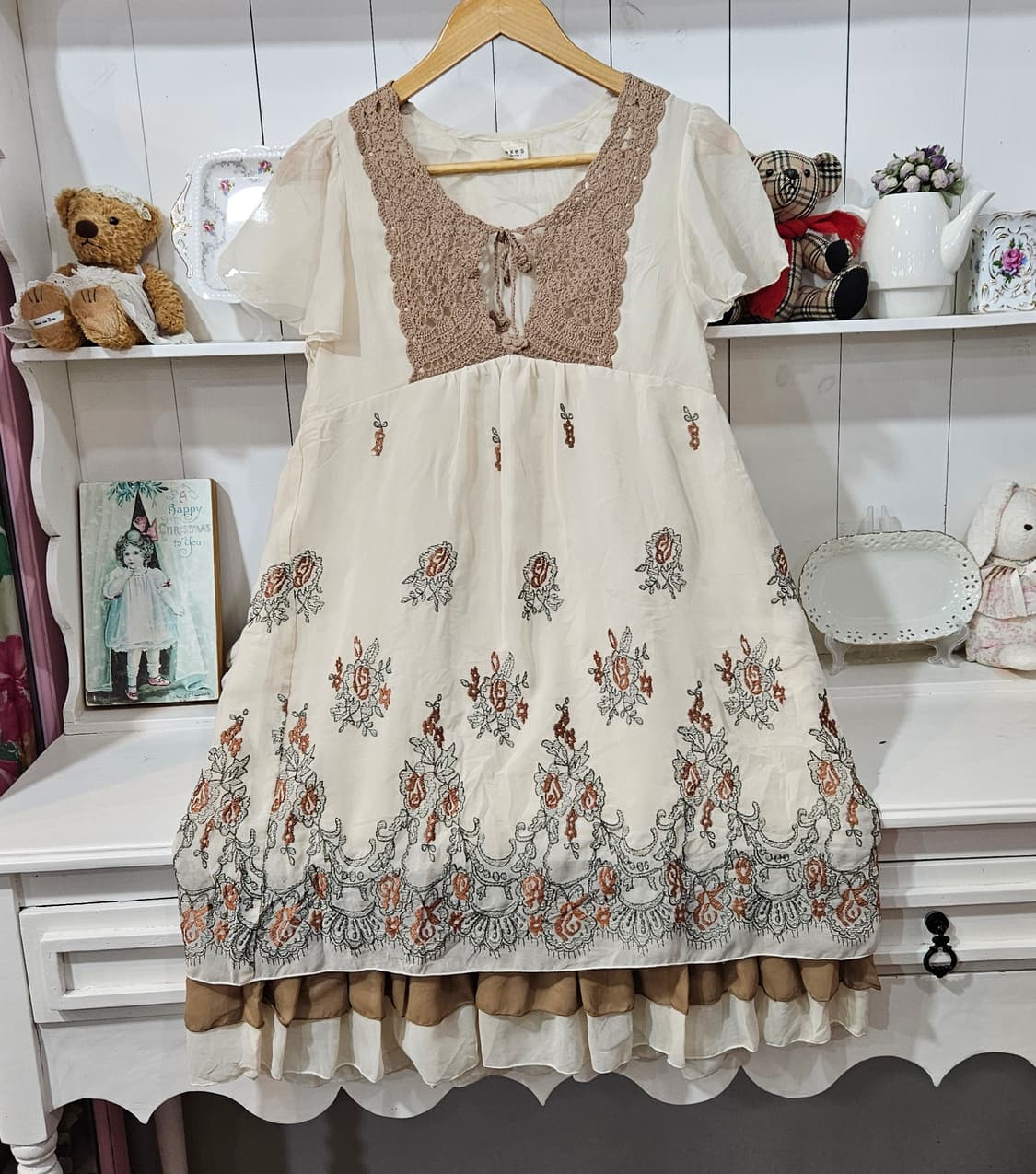 엑시즈팜(axes femme) 크로쉐 레이스 자수 원피스 상품이미지1