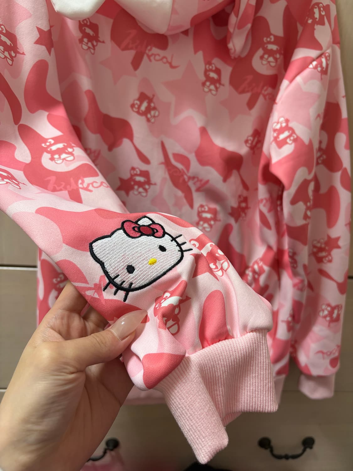 아방핏 키치갸루키티집업 상품이미지4