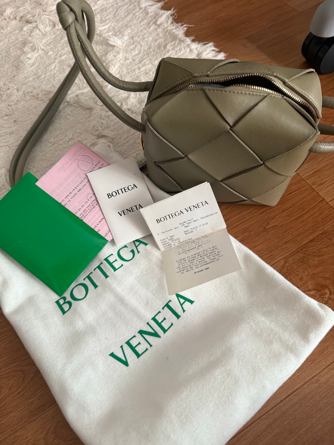 보테가 베네타 미니 카세트 카메라 가방 상품이미지6