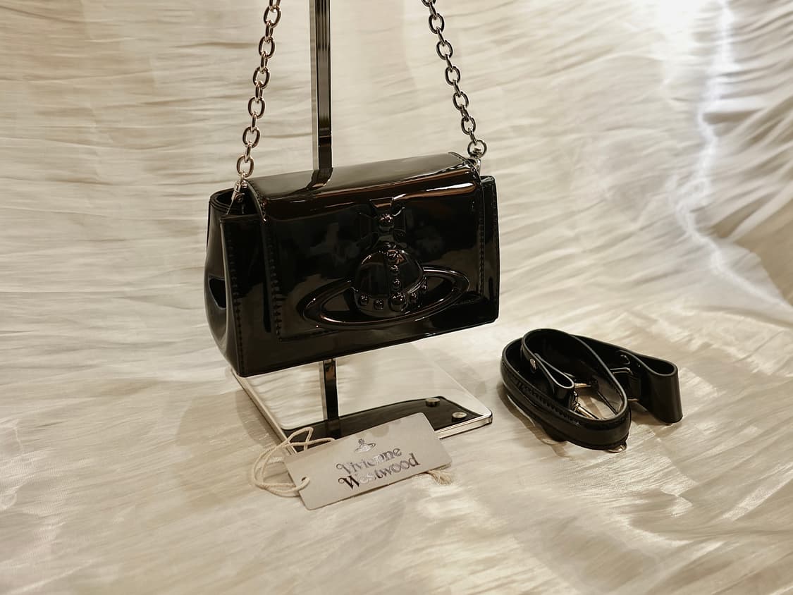 비비안웨스트우드 헤이즐 스몰 숄더백 상품이미지4