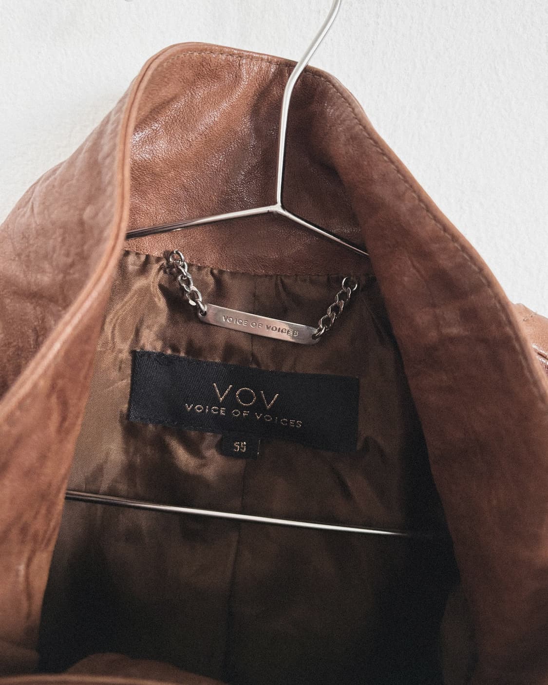 vov asymmetric 하이넥 드레이프 램스킨 라이더자켓 상품이미지7