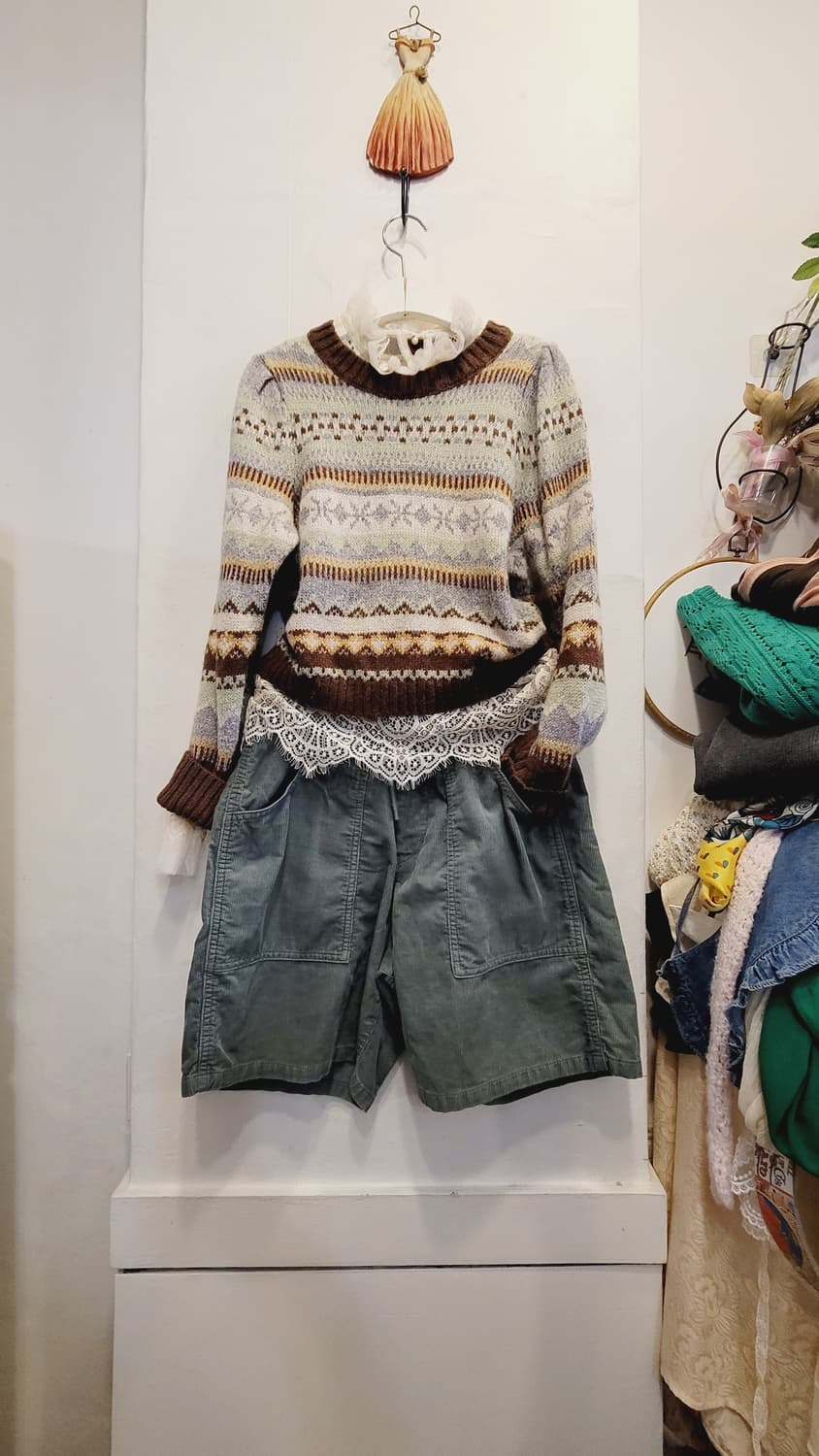 퍼프 크롭니트. 유니클로 코듀로이 상품이미지1