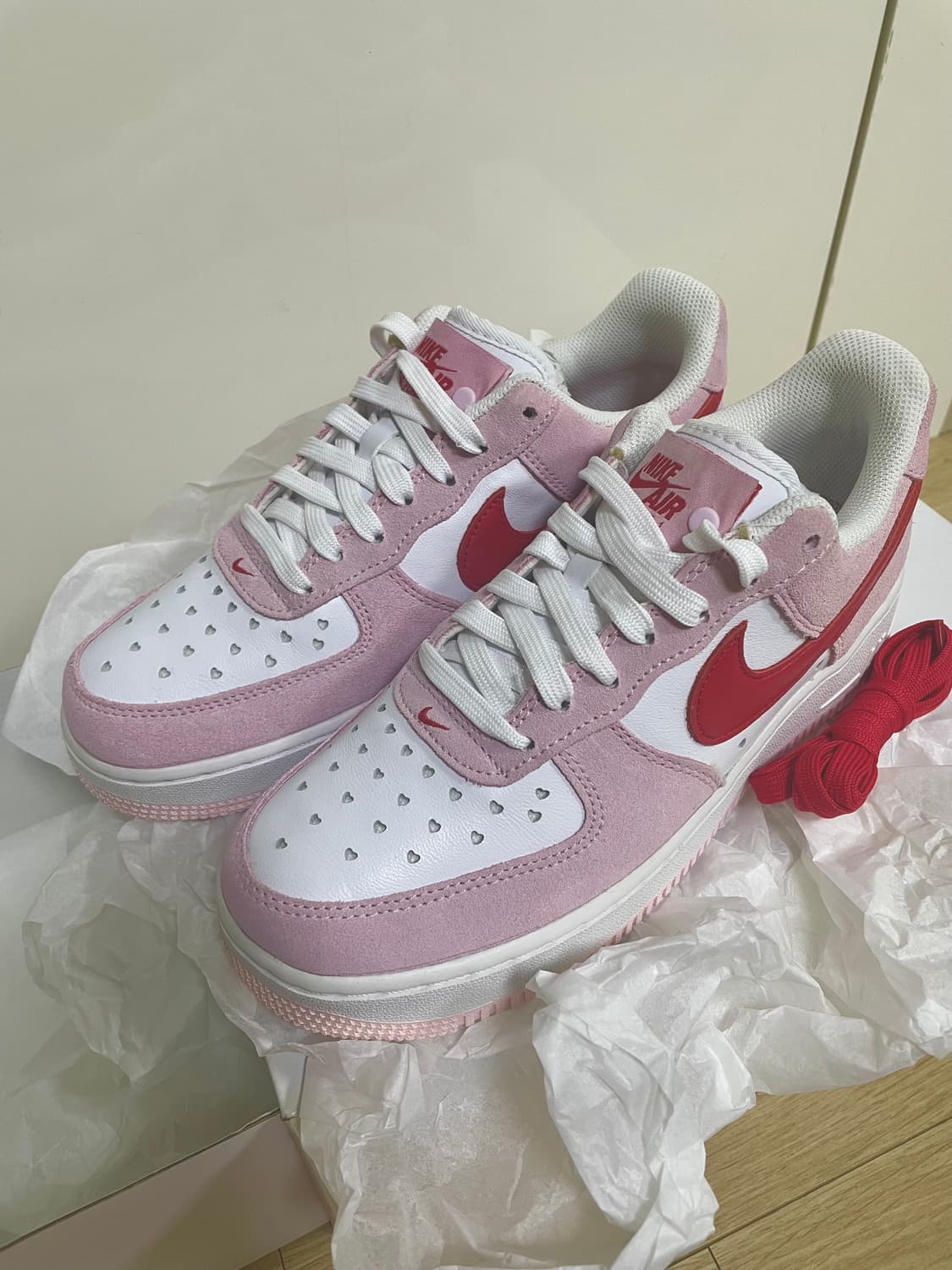 나이키 에어포스1 발렌타인 240 상품이미지1