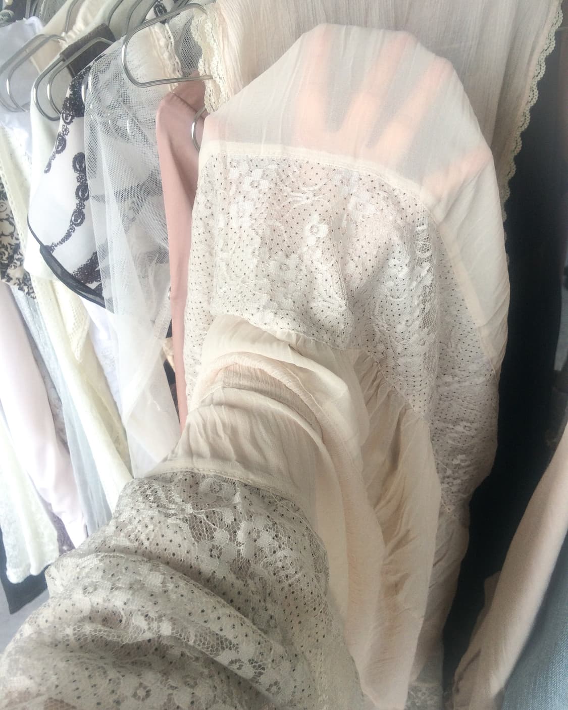 Lace layers point sleeveless onepiece 상품이미지7