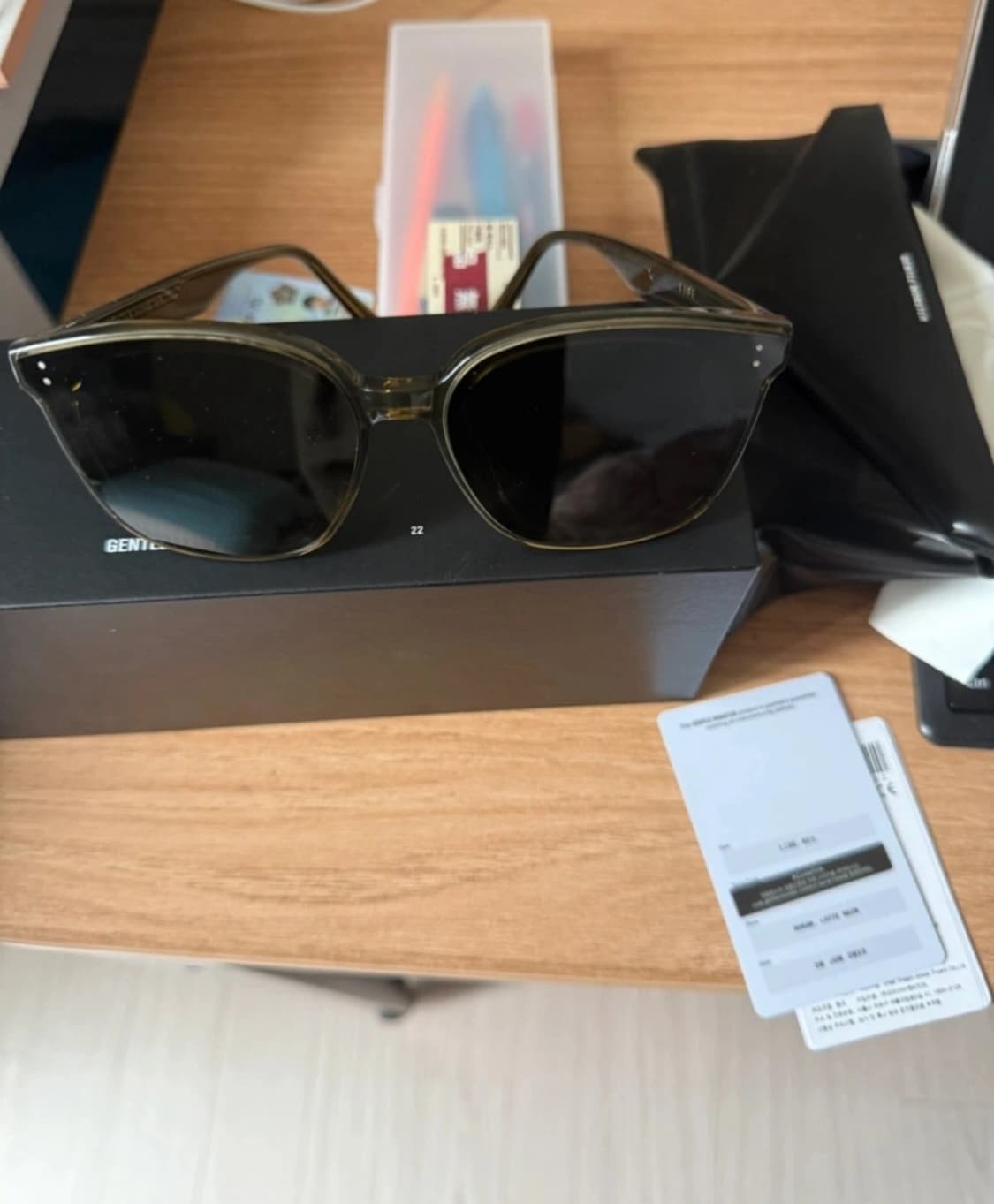 젠틀몬스터 리베01 상품이미지1