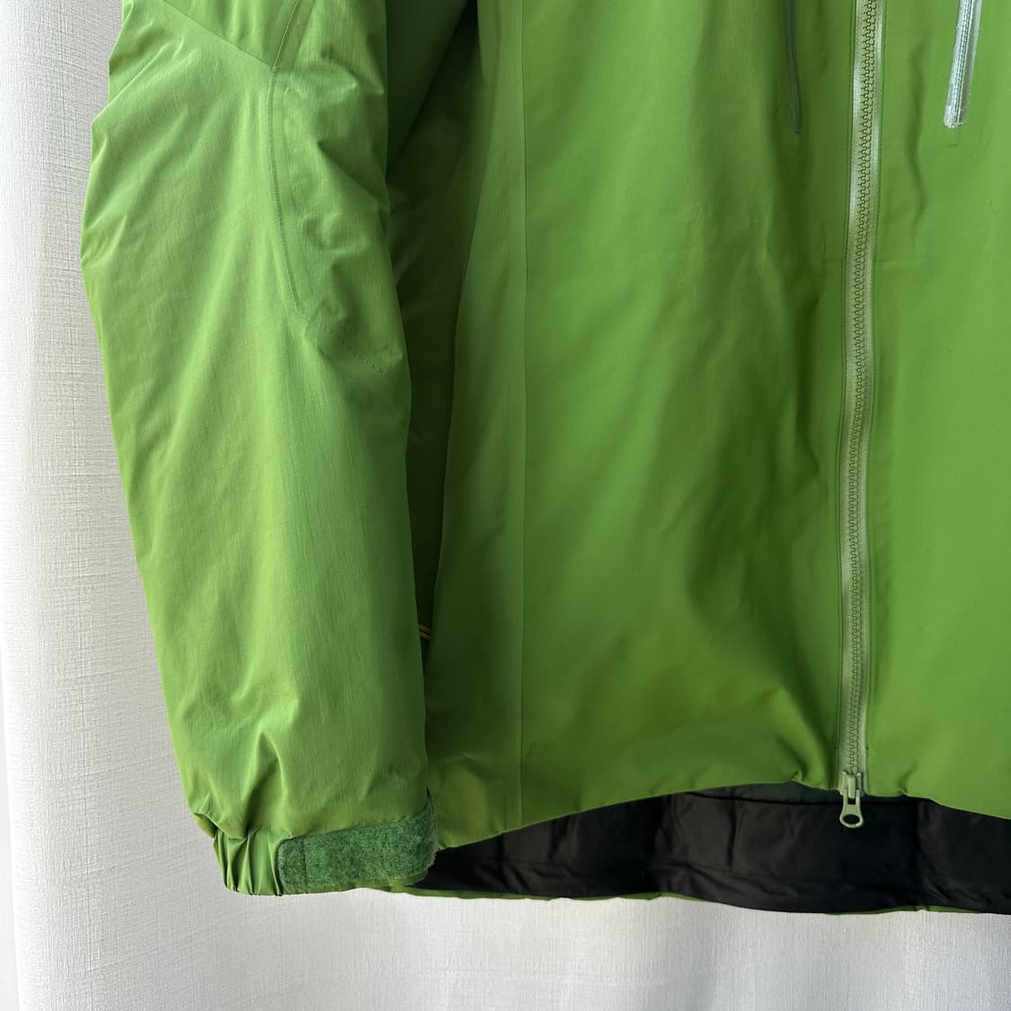 아크테릭스 피션 SV 고어텍스 패딩 자켓 옐로우 그린 XL 상품이미지3