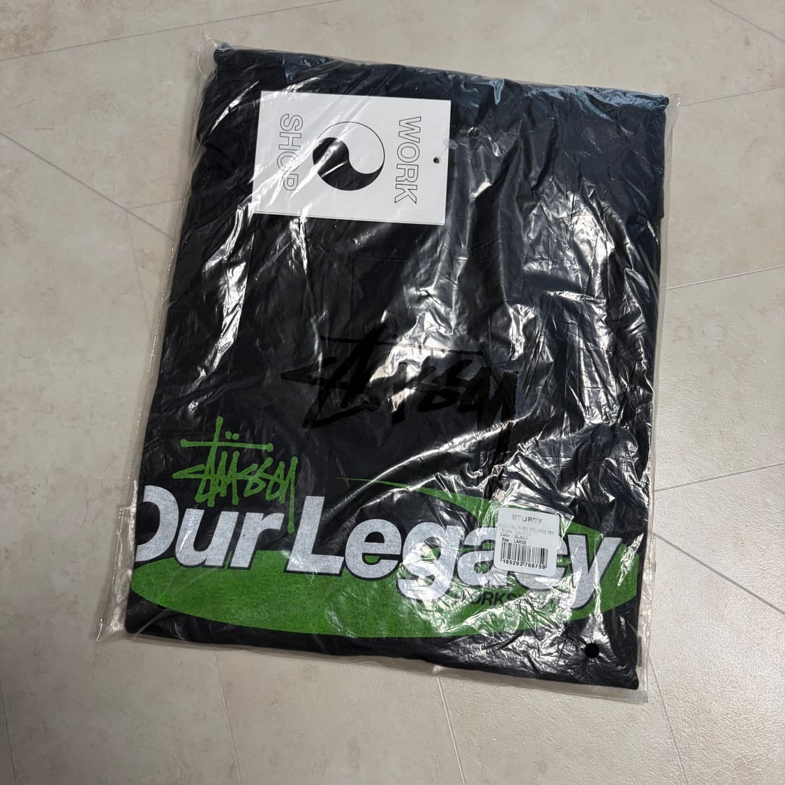 새상품(L)스투시x아워레가시 워크샵 피그먼트 다이드 반팔 블랙 상품이미지1