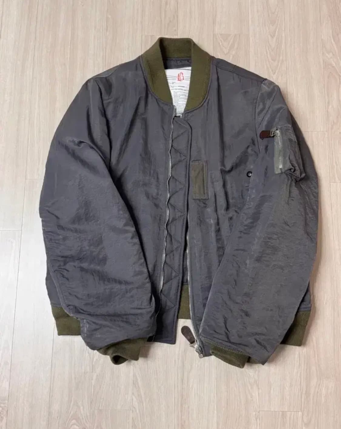 블랙아웃 ma-1 그레이 L사이즈 상품이미지1