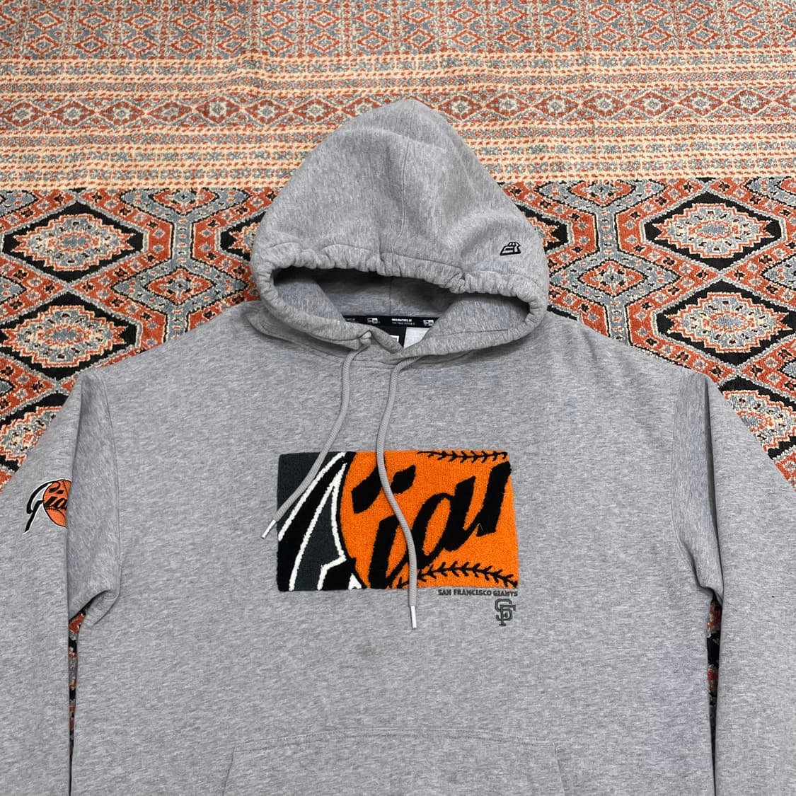 뉴에라 자이언츠 그레이 기모 후드티 남성100 상품이미지2
