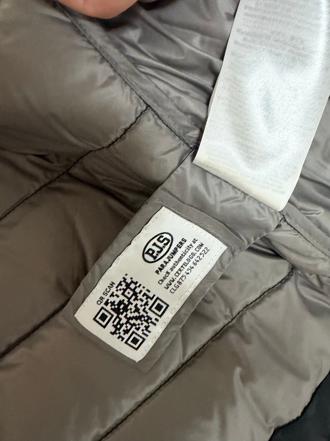 25FW 파라점퍼스 유고 경량자켓 L 상품이미지3