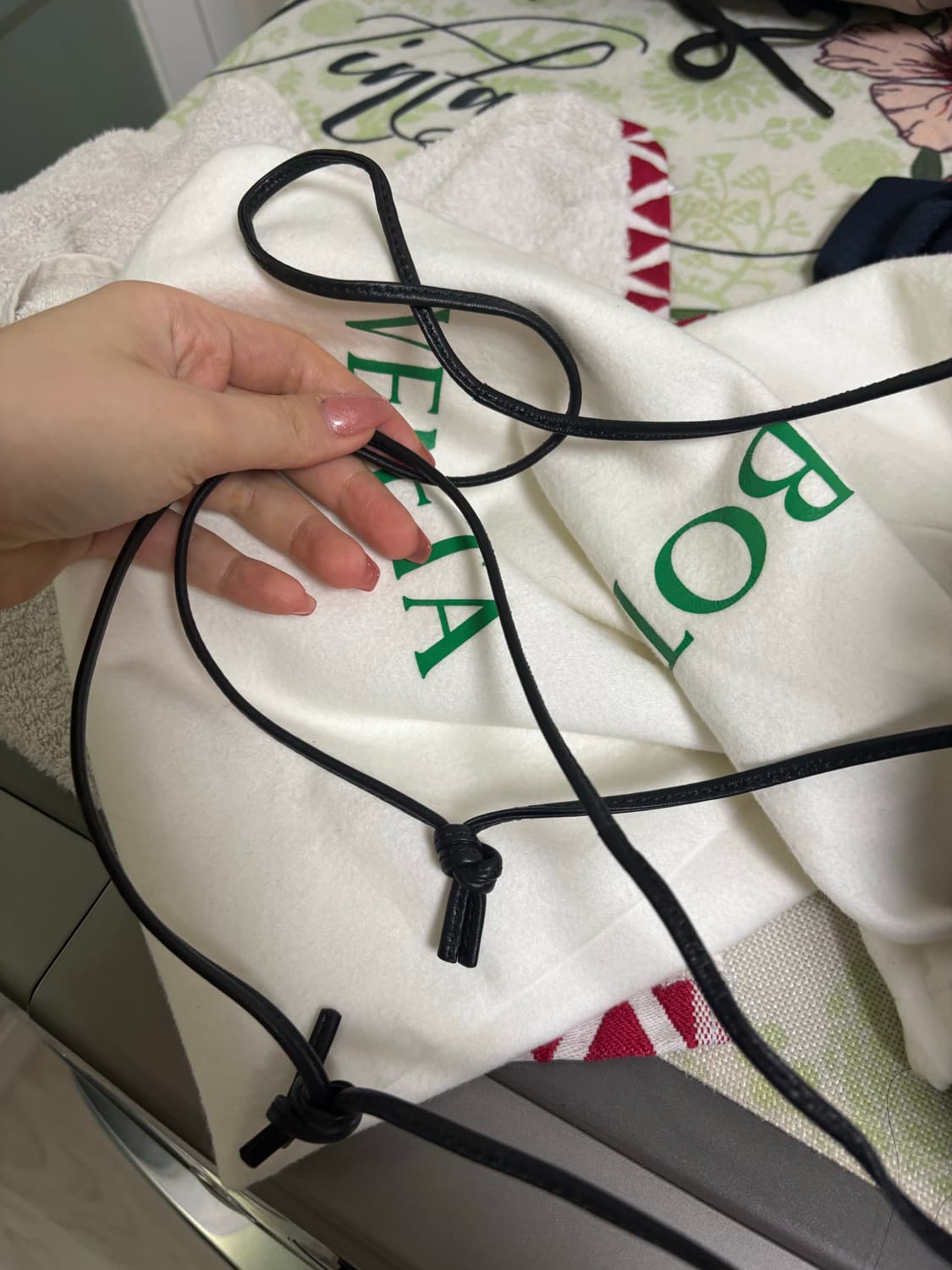 보테가베네타 버킷백 스몰 블랙 상품이미지8