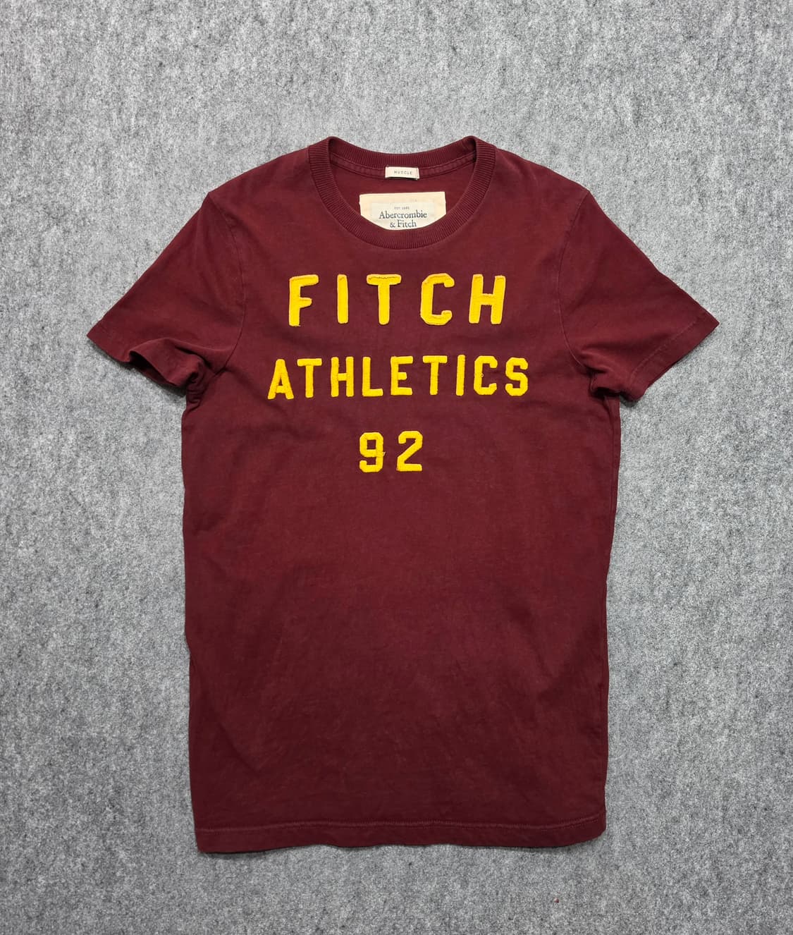 아베크롬비 앤 피치 빈티지 스펠 로고 반팔티 S 상품이미지1