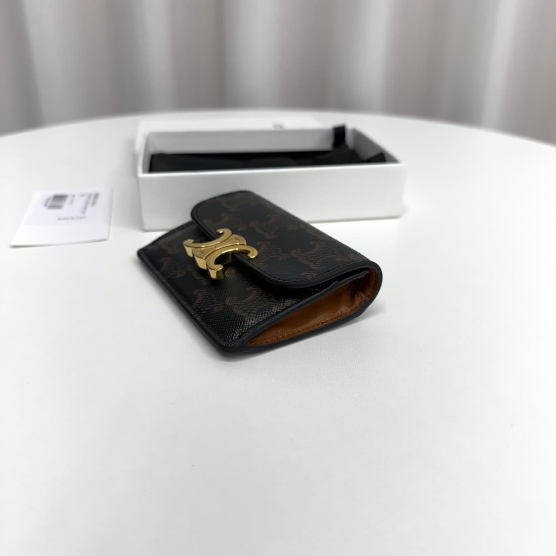 [풀박스] 셀린느 트리오페 플랩 카드지갑 탄 상품이미지8