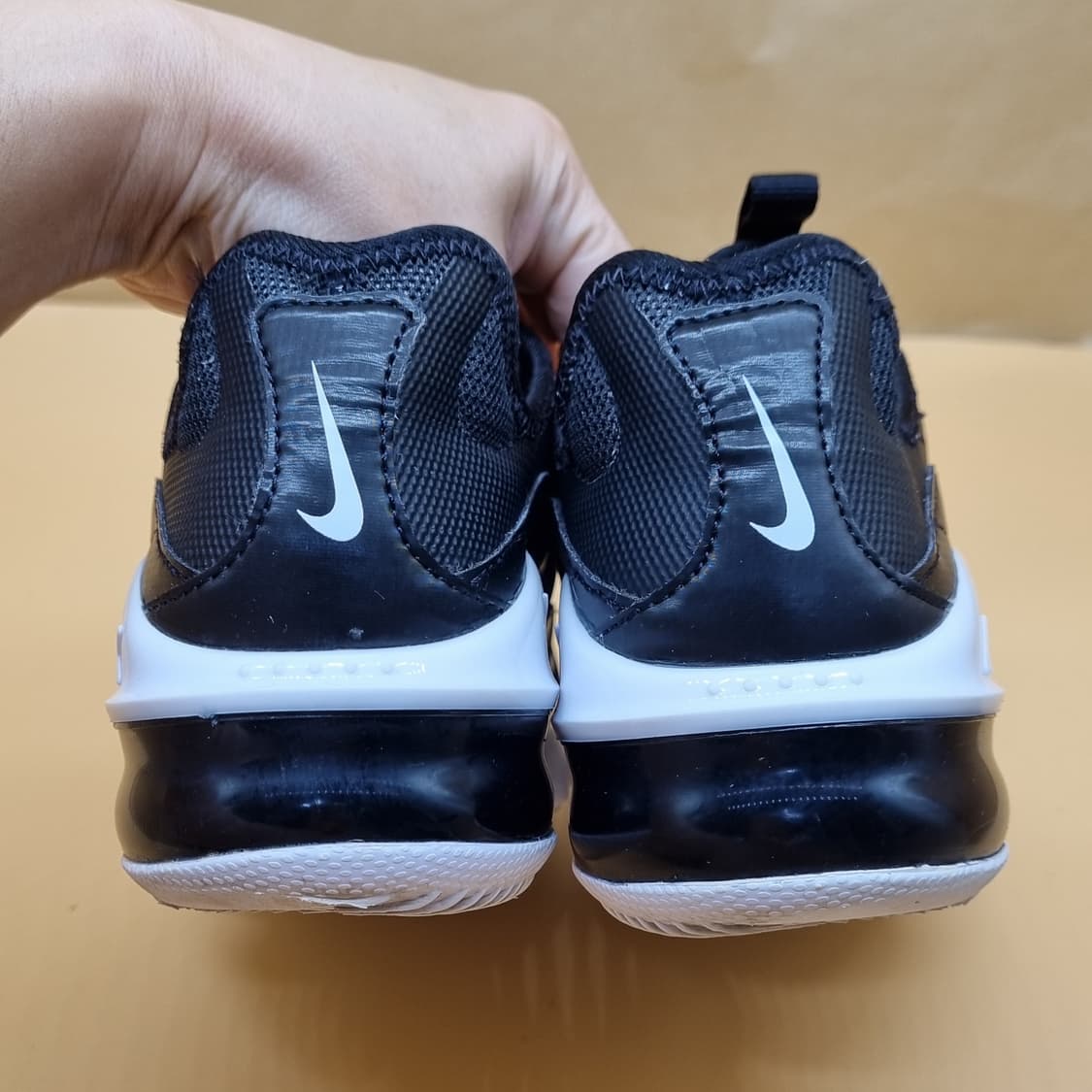 나이키 에어맥스 인피니티2 운동화245  상품이미지4