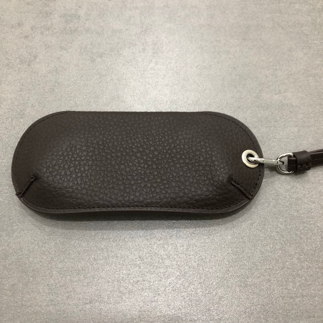 르메르 가죽 레더 안경 홀더 상품이미지4