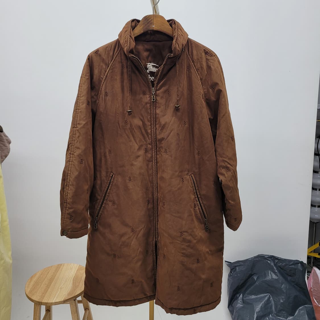 버버리 누빔롱점퍼 상품이미지1