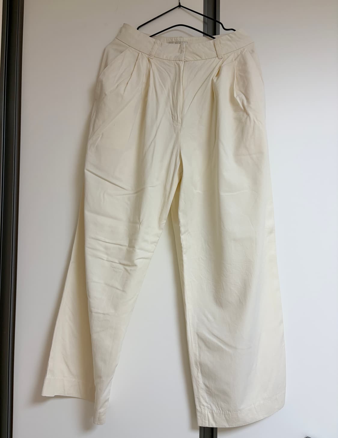 시엔느 버터 투턱 슬랙스 상품이미지1