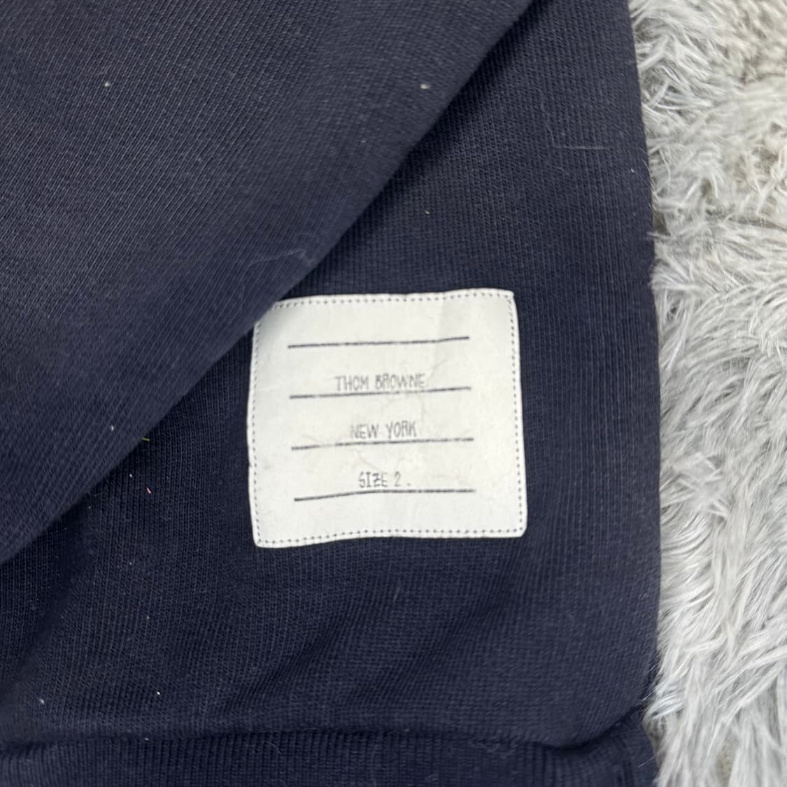 [A급/오케이몰 검수] 톰브라운 백삼선 맨투맨 상품이미지3