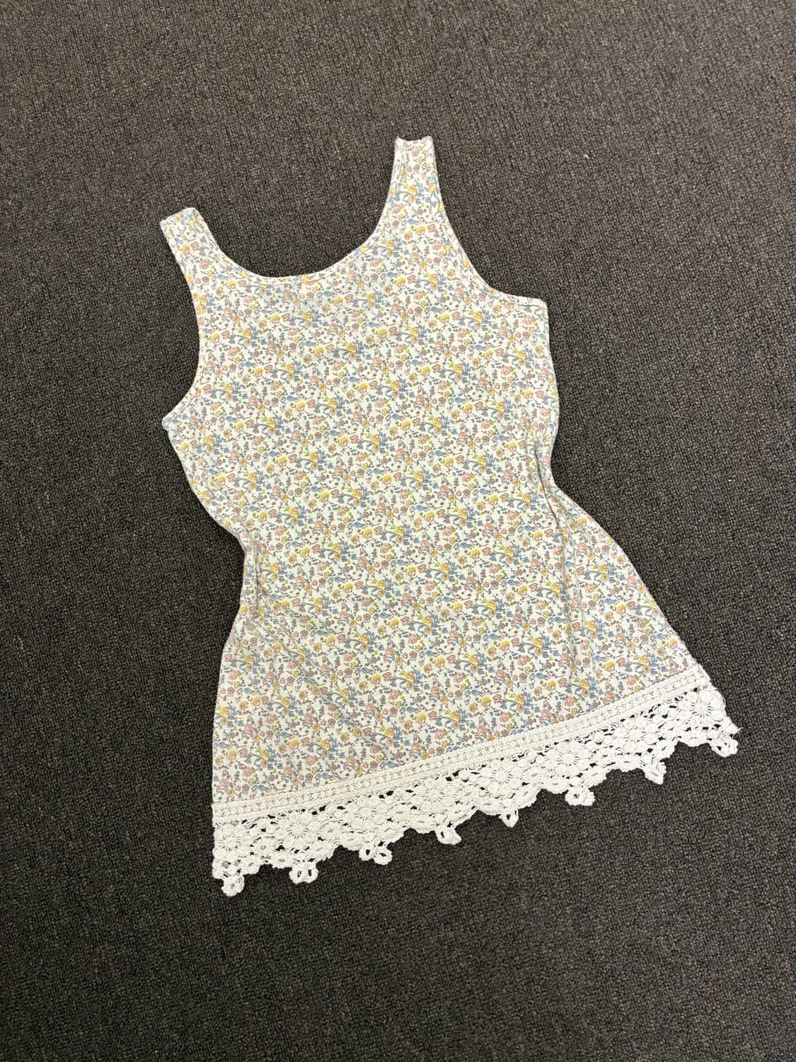 F)Japanese vintage 여성 레이스 디테일 꽃무늬 나시 상품이미지6
