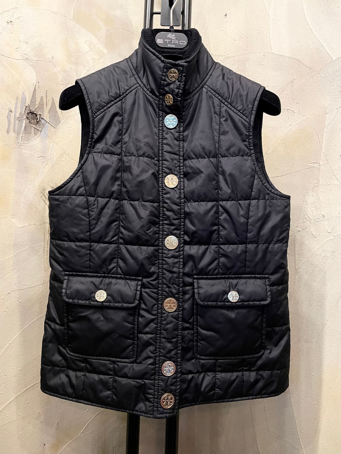 토리버치 퀼팅 베스트 xs 상품이미지1