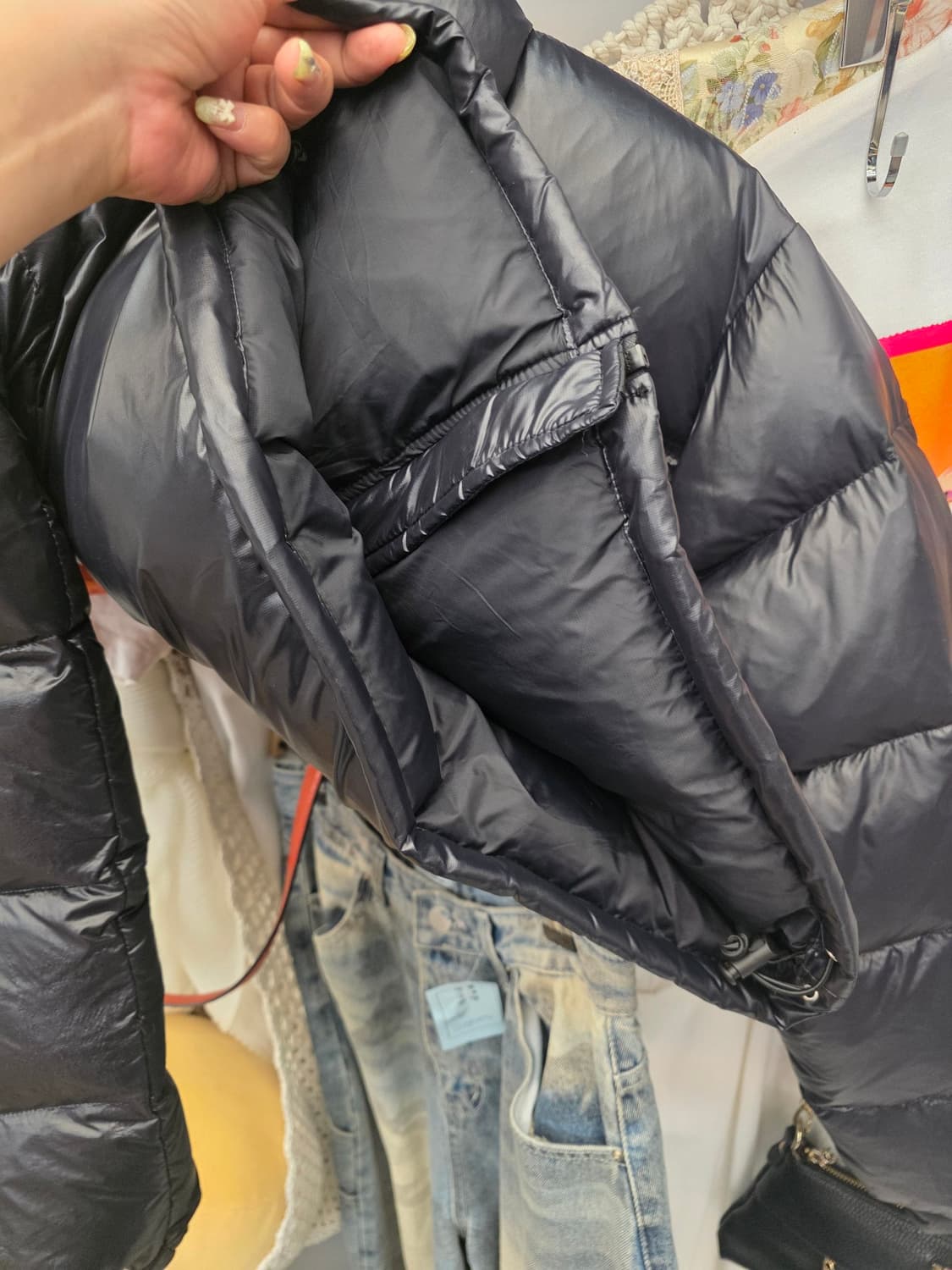노스페이스 눕시 숏패딩 크롭패딩 블랙 L 상품이미지4