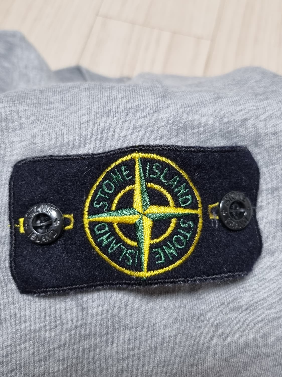 스톤아일랜드 맨투맨 상품이미지4