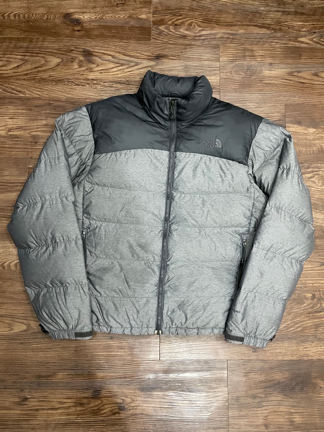 노스페이스 700 눕시 구스다운 푸퍼 패딩 그레이 상품이미지1